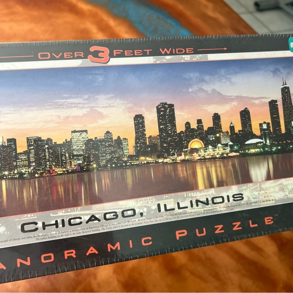 NWT Buffalo Games Panoramic Puzzles NY Times Square and Chicago Skyline - Picture 3 of 13